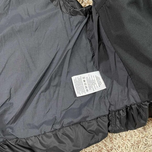 NEW Nike Tech Men’s Lightweight Nylon Woven Vest Black HM4262-010, Size M - Picture 9 of 15